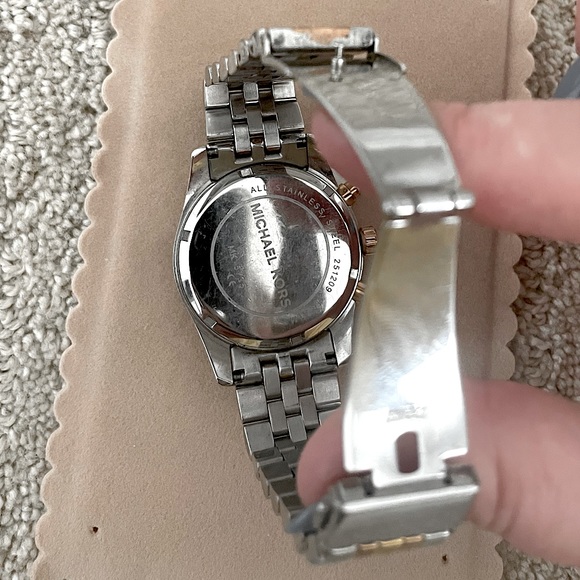 Michael Kors Watch - Multi Color - Picture 5 of 5